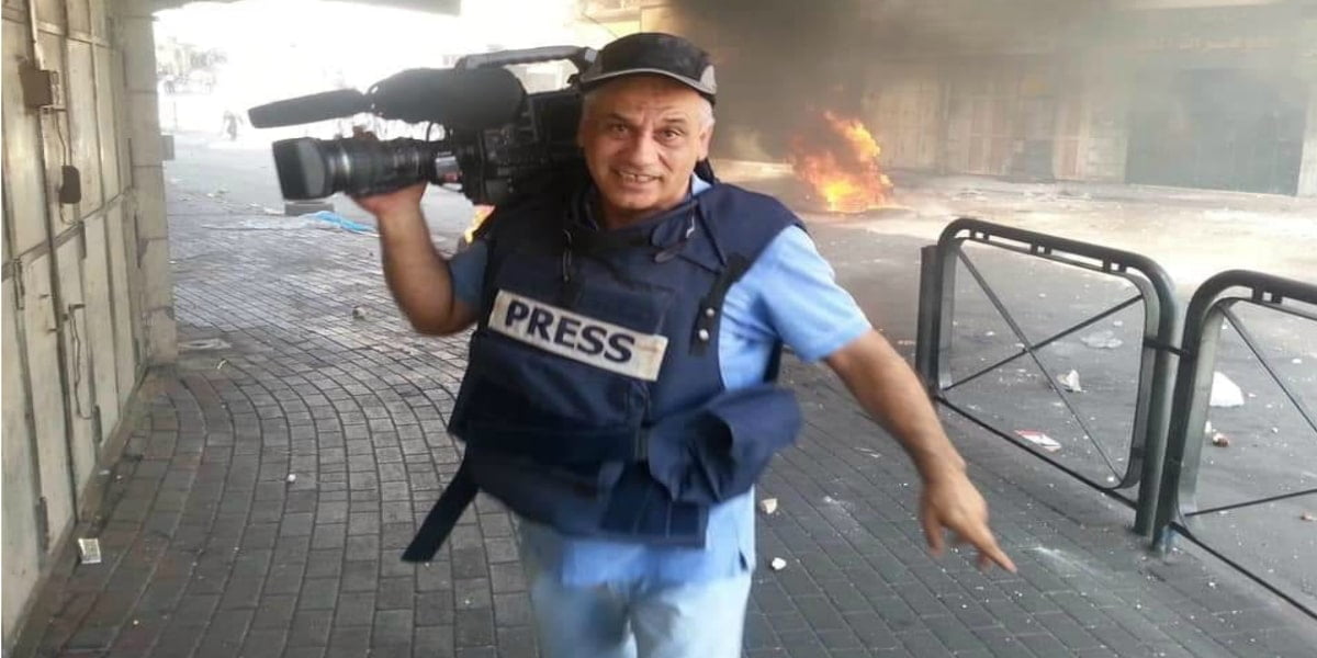 الصحفي إياد حمد في مداخلة خاصة حول فصله عن مهامّه عن وكالة AP بسبب الشرطة الفلسطينيّة